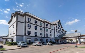 Quality Inn And Suites Dallas